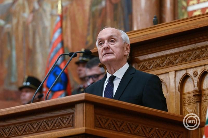 Baka András: Nem lehet úgy jövőt építeni, hogy egymásban ellenséget látunk