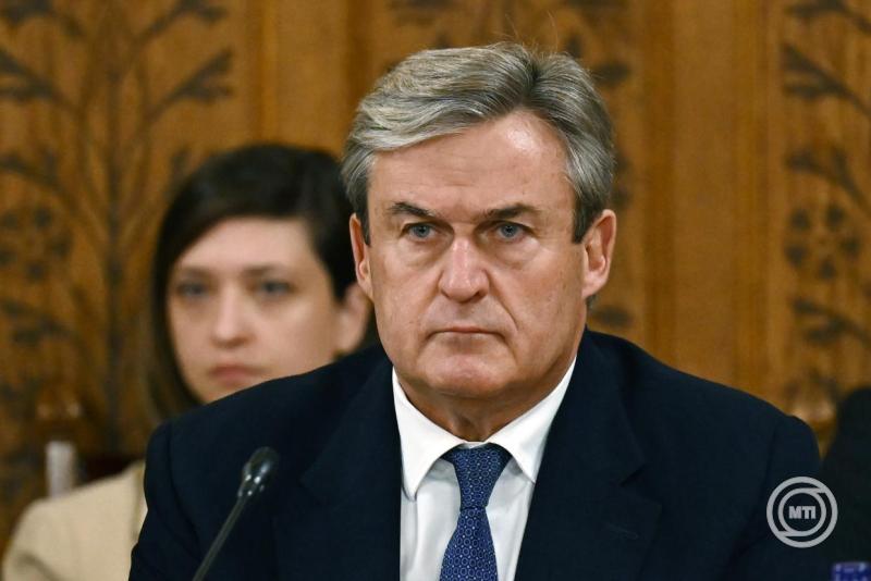 Kapitány István