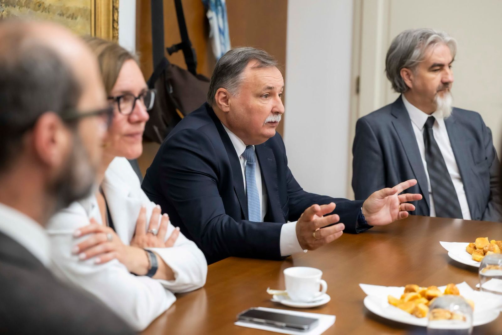 Gajdos László Bóka Jánosnak: Fejezze be ezt a bohóckodást, ha nem tudja bizonyítani, hogy az államtitkár szabadságon volt, mondjon le