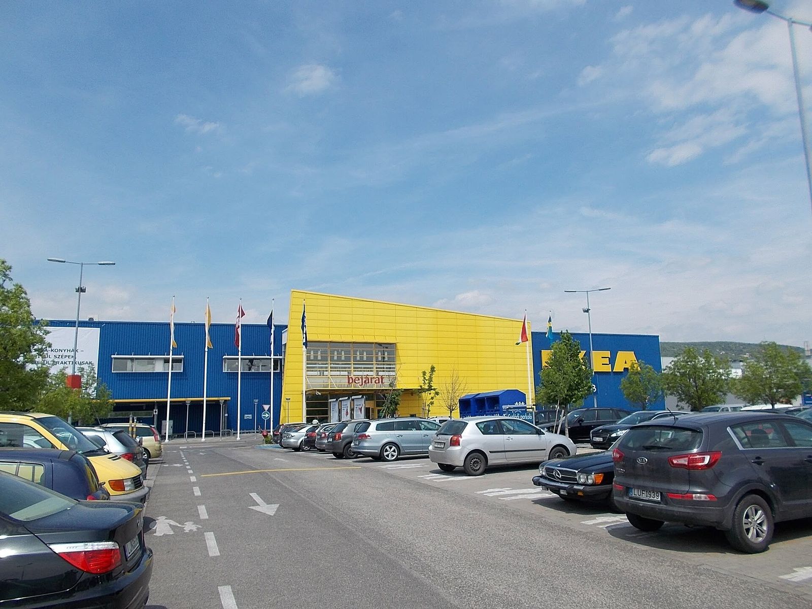 Sztrájk az IKEA-nál: bezárt a budaörsi áruház árukiadója és vevőszolgálata