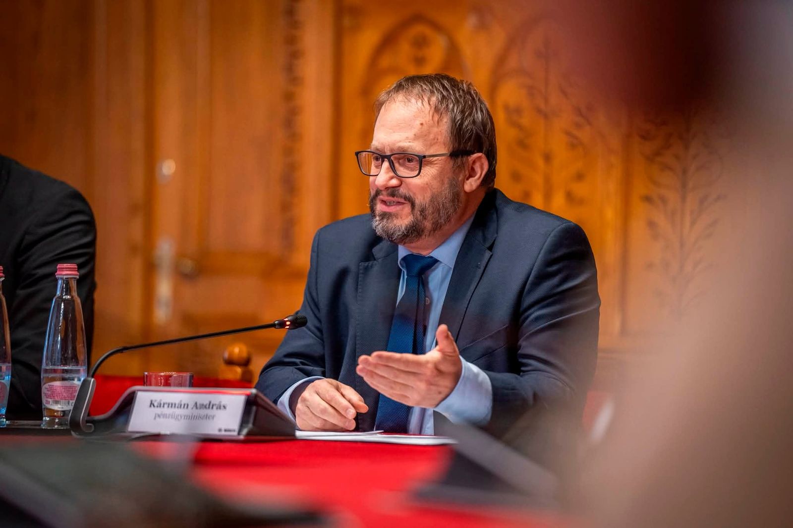 Kármán András: A TISZA-kormány segít azokon, akiket a Fidesz az út szélén hagyott