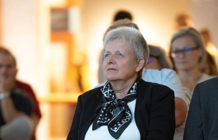 Tragikus iskolai támadás Szlovákiában: Lannert Judit részvétét fejezte ki