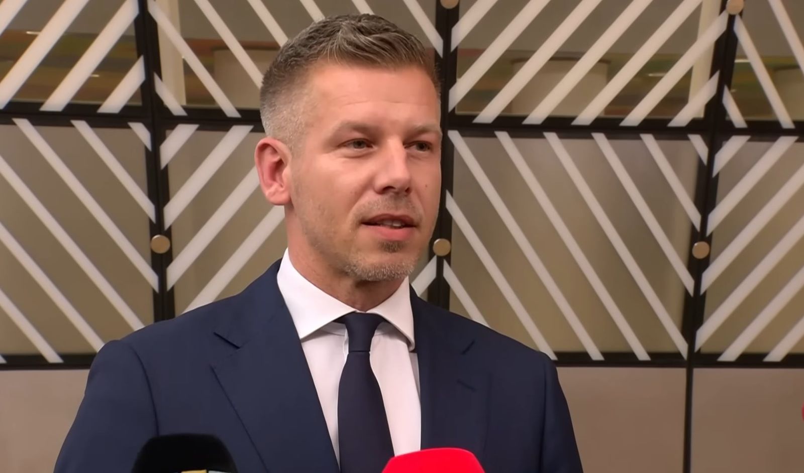 Moszkva újabb tömeges csapásokat ígér az ukrán támadások után