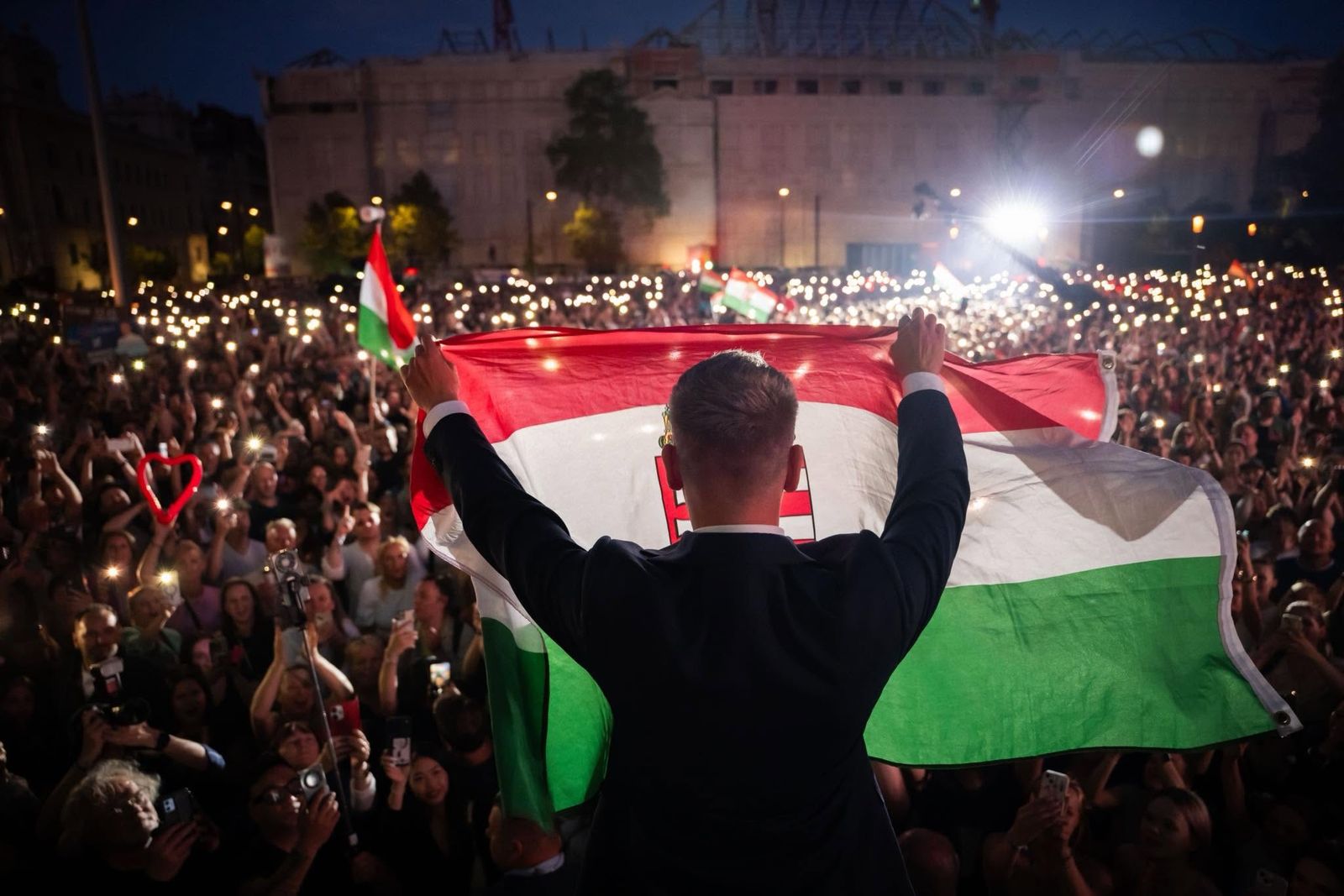 Magyar Péter összehívta a TISZA Szigetek országos találkozóját
