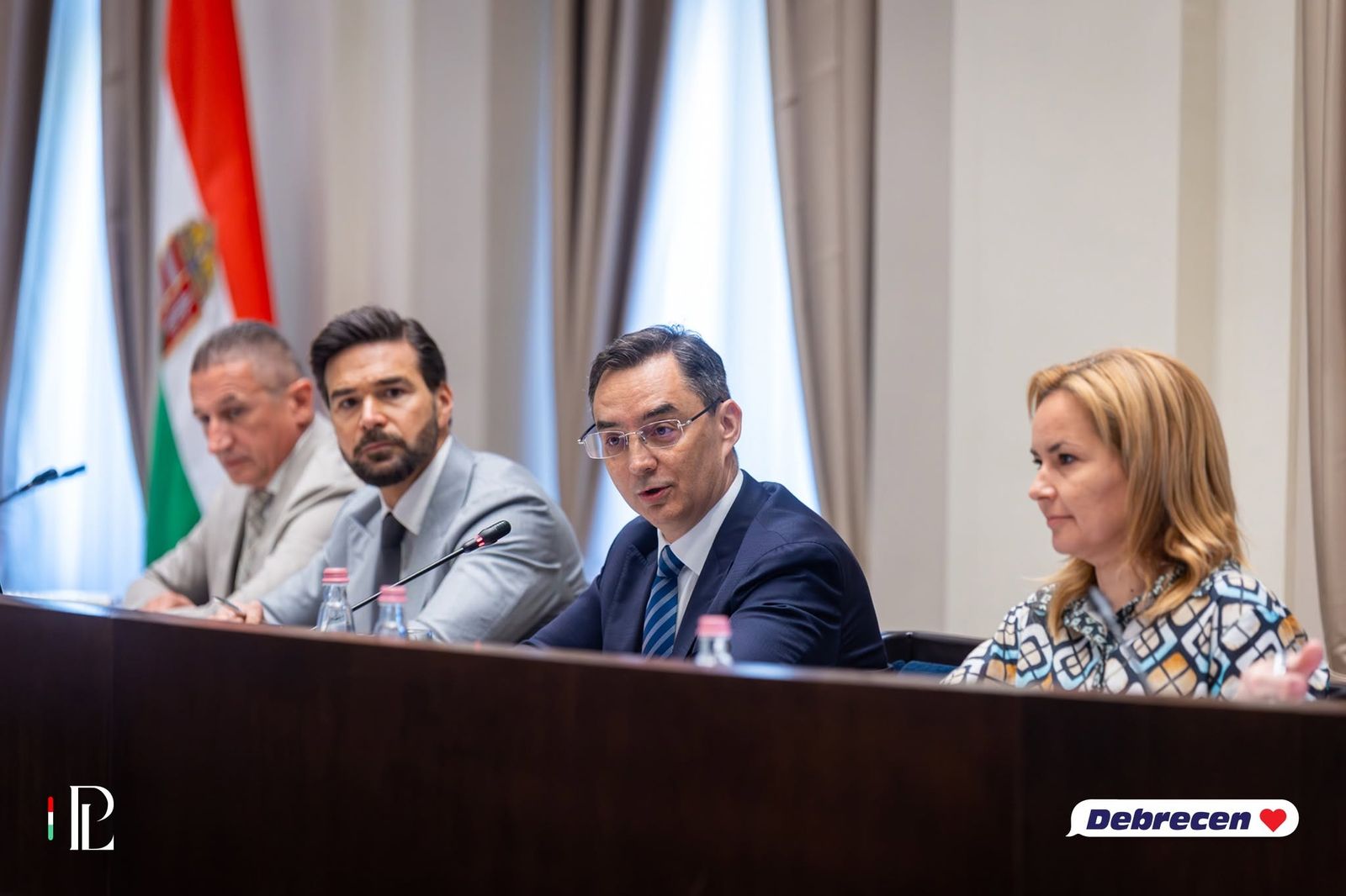 Az akkumulátorgyárak védőszentje volt - Magyar Péter szerint Papp László egyetlen lehetősége a lemondás