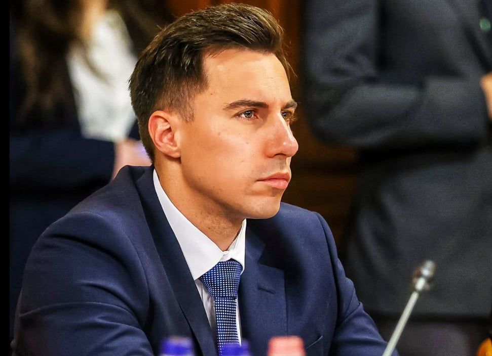 „Bilincs-bilincs, rács-rács? De mikor?” - Radnai Márk a NER-telenítésről
