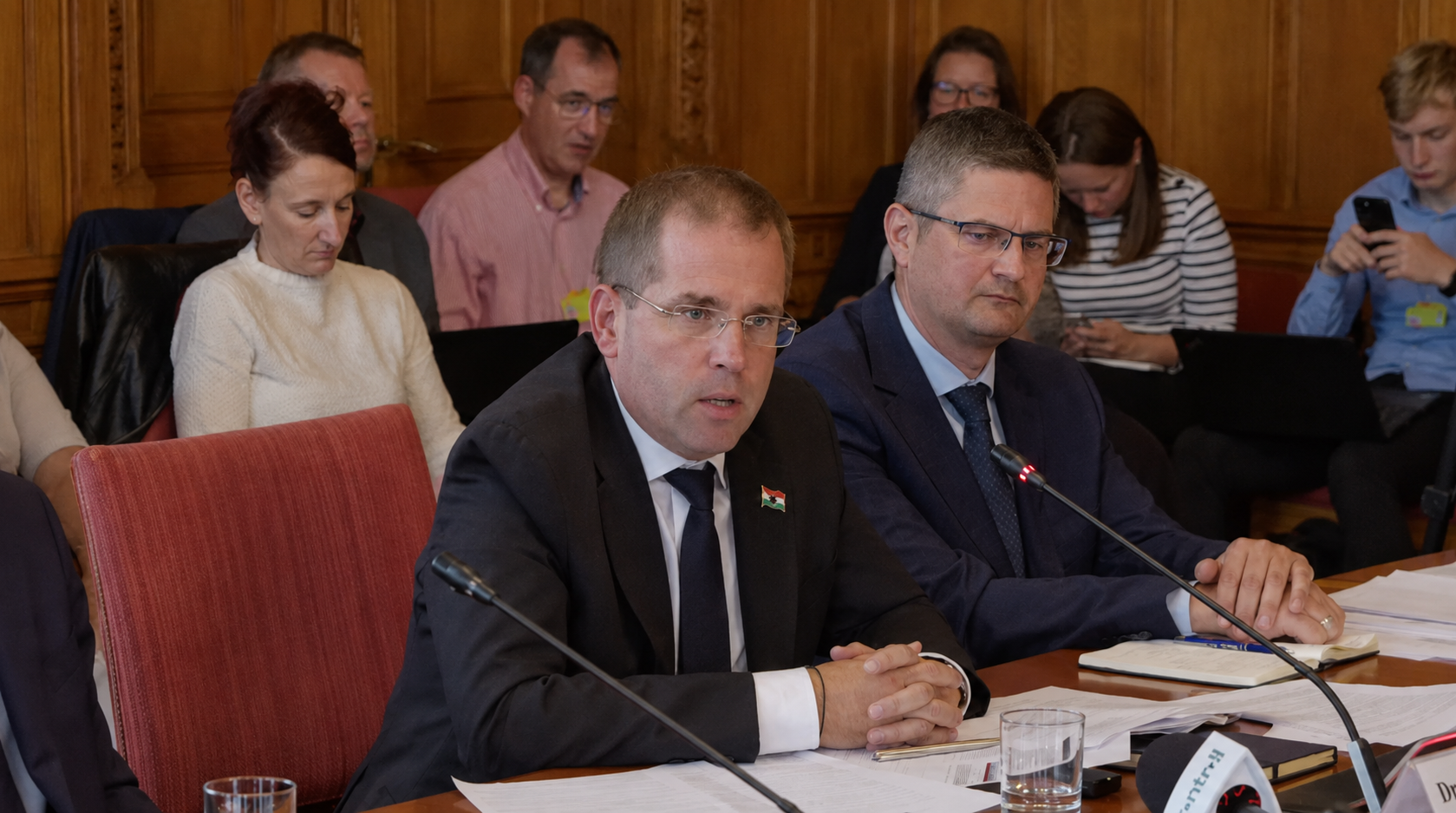 Ruff Bálint: Az elmúlt években 20 ezer milliárd forint tűnt el a közös vagyonból