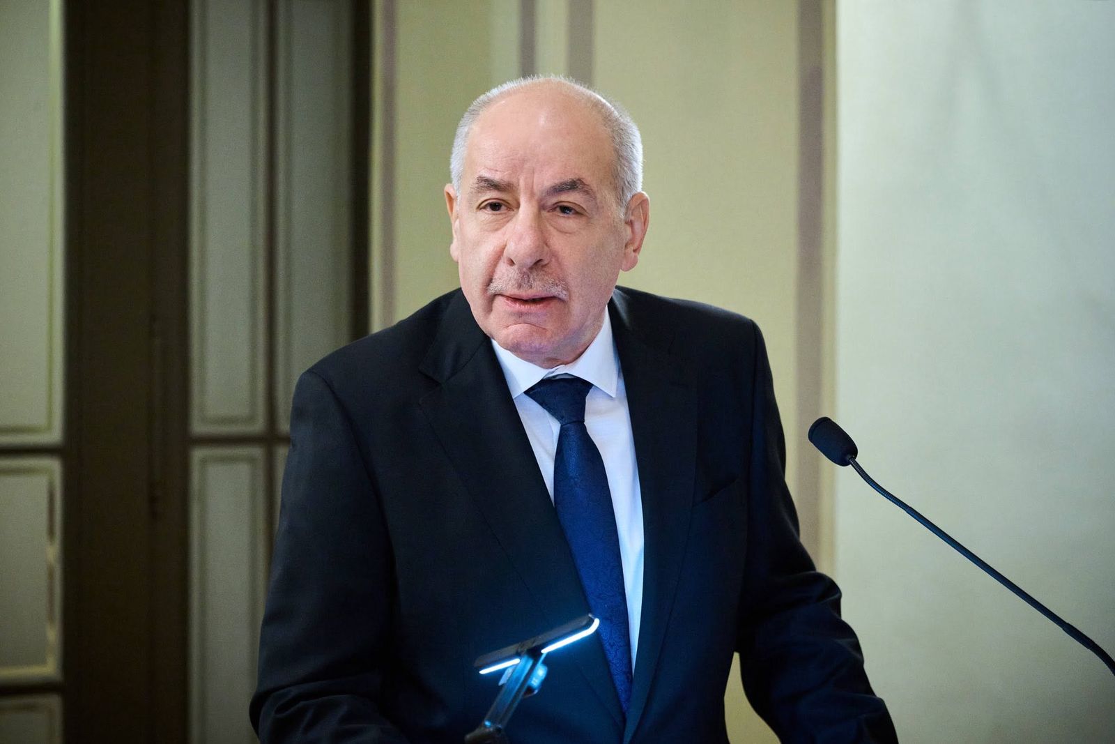 Sulyok Tamás visszaszólt Magyar Péternek: Szégyenletes módon nevezett bábnak