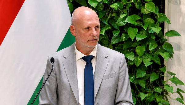 Feljelentést tett a kormány a KRÉTA és a Neptun rendszereinek beszerzései miatt