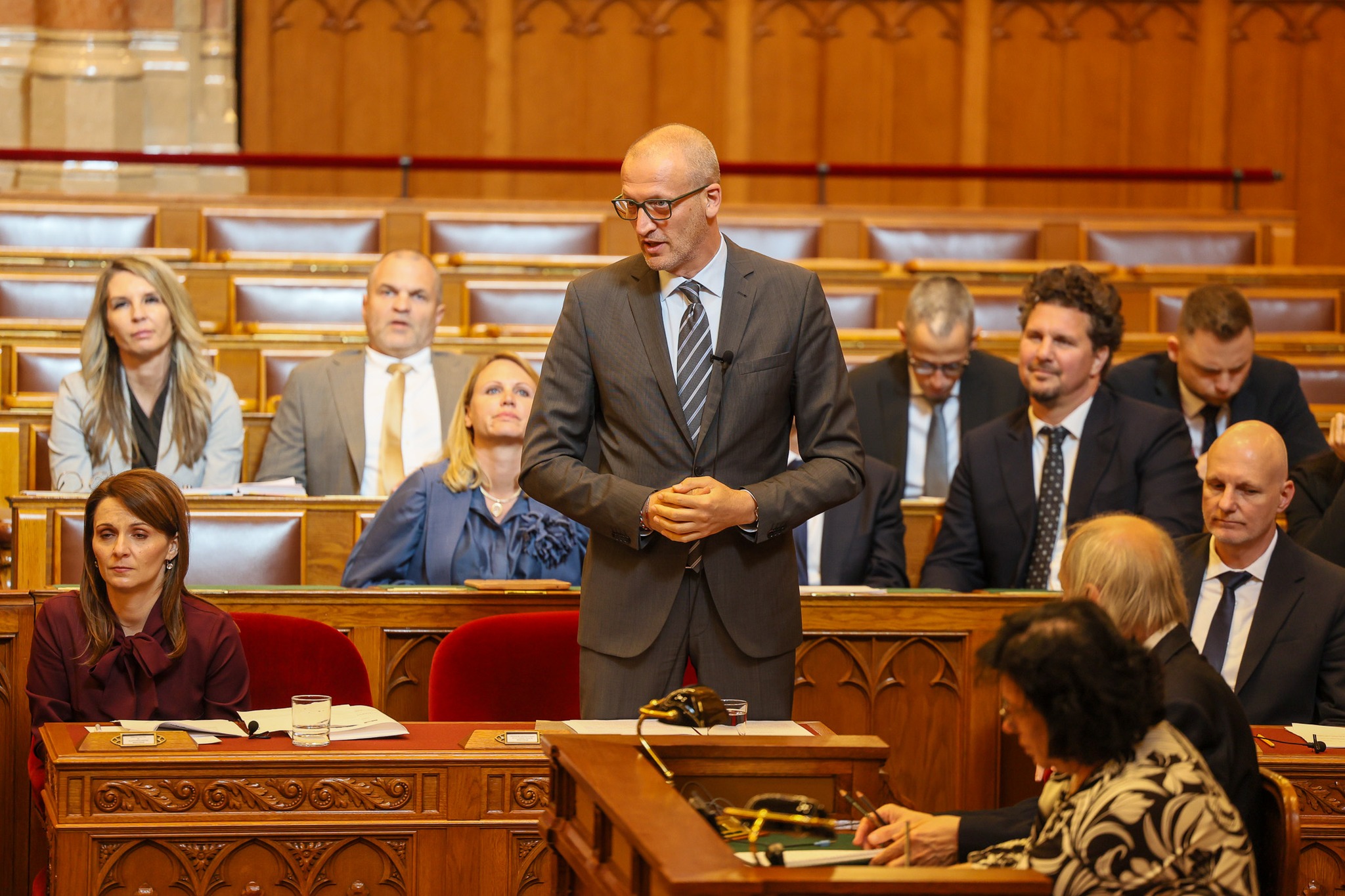 Zöld fejlesztések és nagyobb átláthatóság jöhet Magyarországon